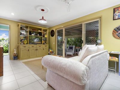 43 Gooloi Court, Tewantin