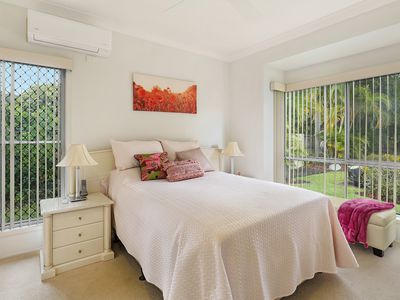 32 / 2 Grand Parade, Parrearra