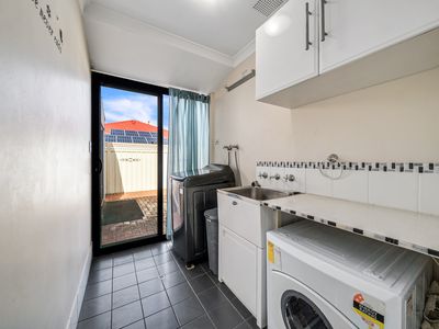 2 Greenwich Parade, Canning Vale