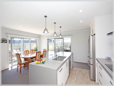 10 Story Street, Foxton Beach