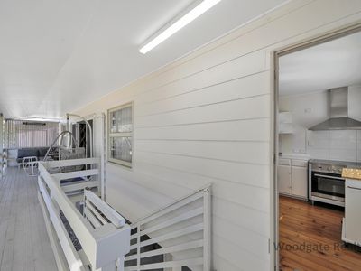 21 Esplanade Walkers Pt., Woodgate