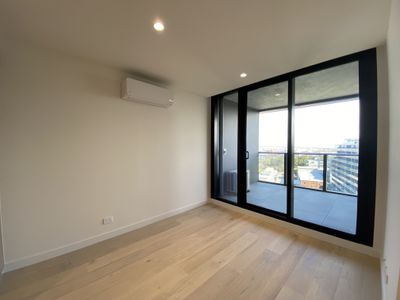 907 / 1 Joseph Road, Footscray