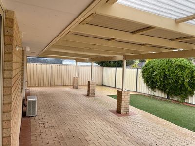 57 Kippilaw Loop, Carramar