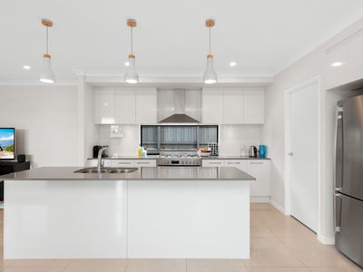 73 Canopus Street, Bridgeman Downs