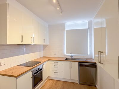 10 / 1A Grant Avenue, Rose Park