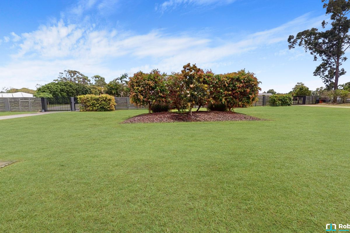 104 Devonstone Drive, Cooroibah