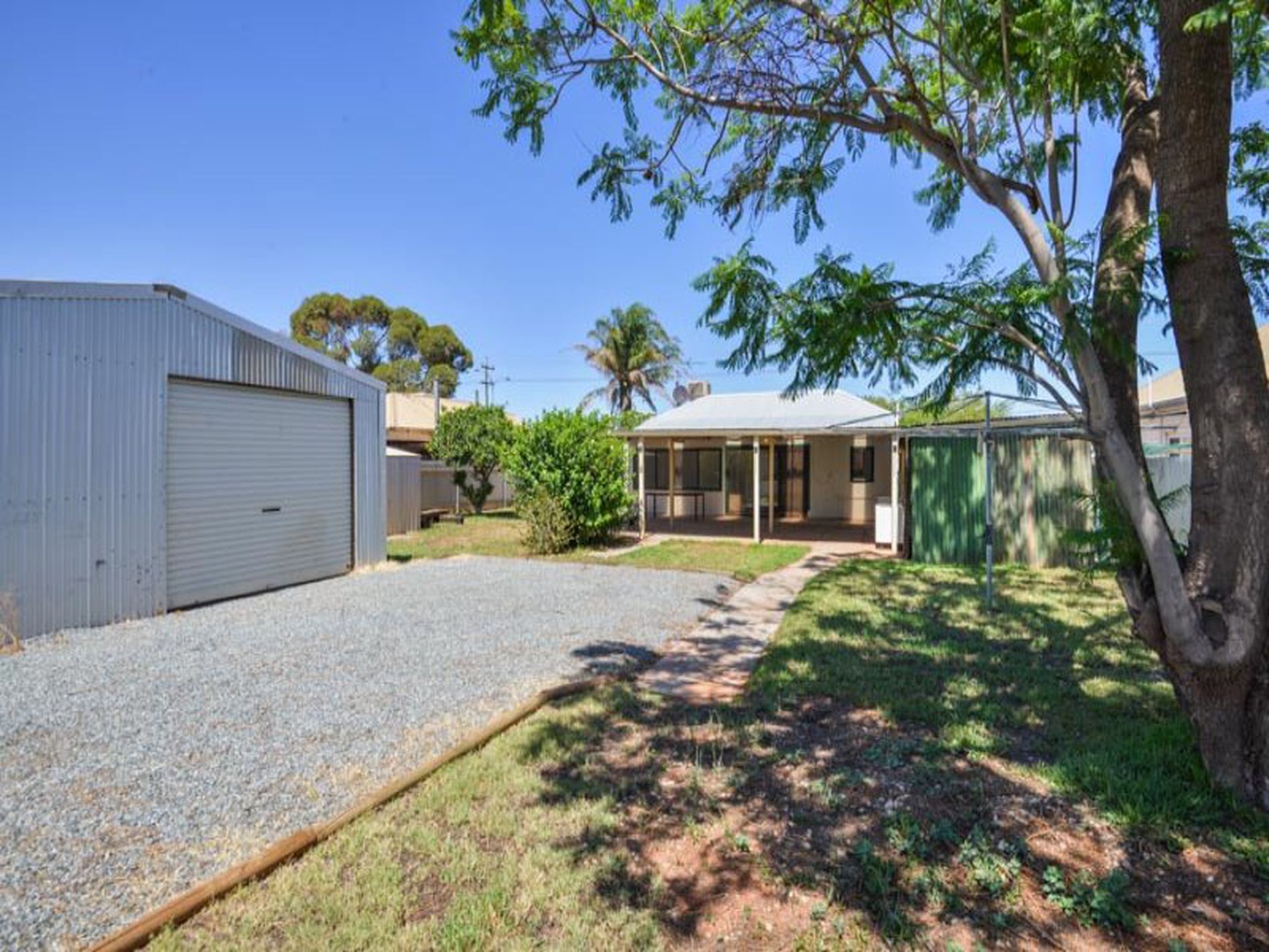 43 Federal Road, Boulder