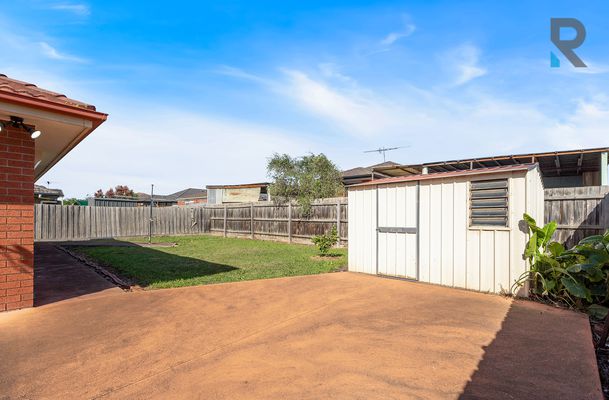 15 Edgewood Road, Roxburgh Park