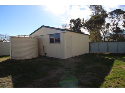 5 Hebden Street, Lockhart