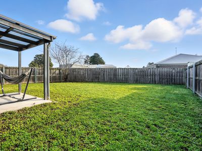 2 / 2 Carol Court, Westbury