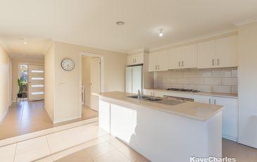 66 Corymbia Promenade, Pakenham