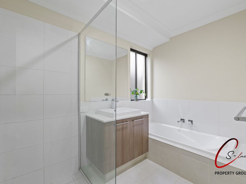 17 Lockwood Way, Aveley