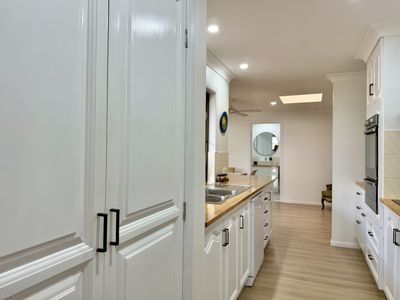 18 Mylne Court, Torquay