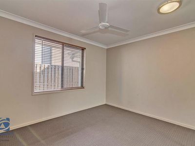 85 Skyview Avenue, Rochedale