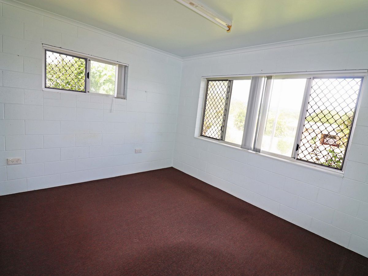 3 / 6 Parkview Street, Atherton