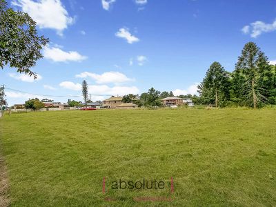 15-17 Loganlea Road, Waterford West