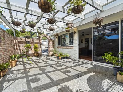 106 Pattison Street, Emu Park