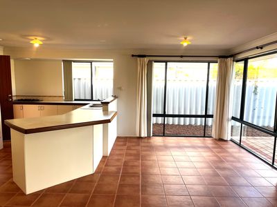 76 Endeavour Drive, Port Kennedy
