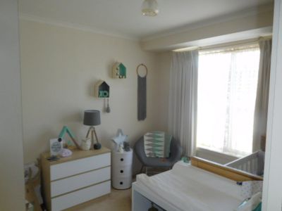19 Decastella Drive, Horsham