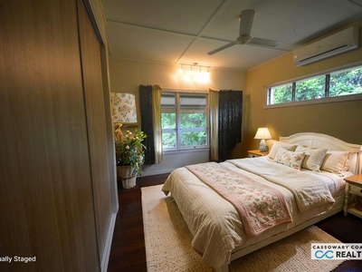 11 Radlof Street, South Johnstone