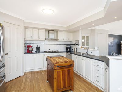 39 Haslingfield Way, Butler