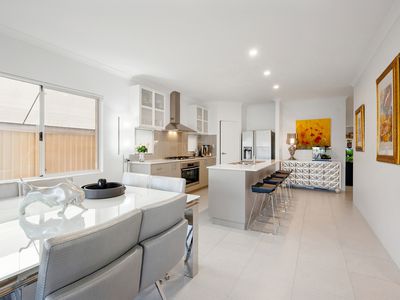 5 Binomial Way, Piara Waters