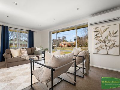 16 Amos Avenue, Blayney