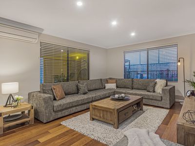 184 Lagoon Drive, Yanchep