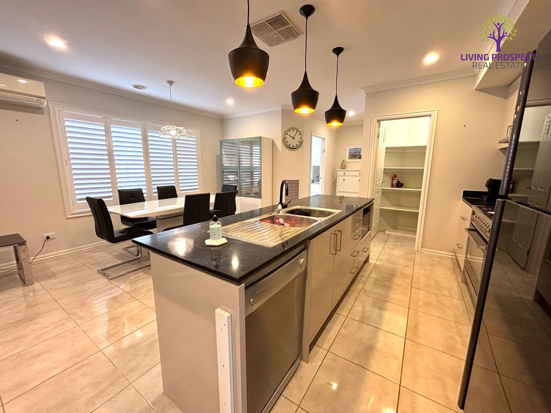 25 Hanover Street, Point Cook