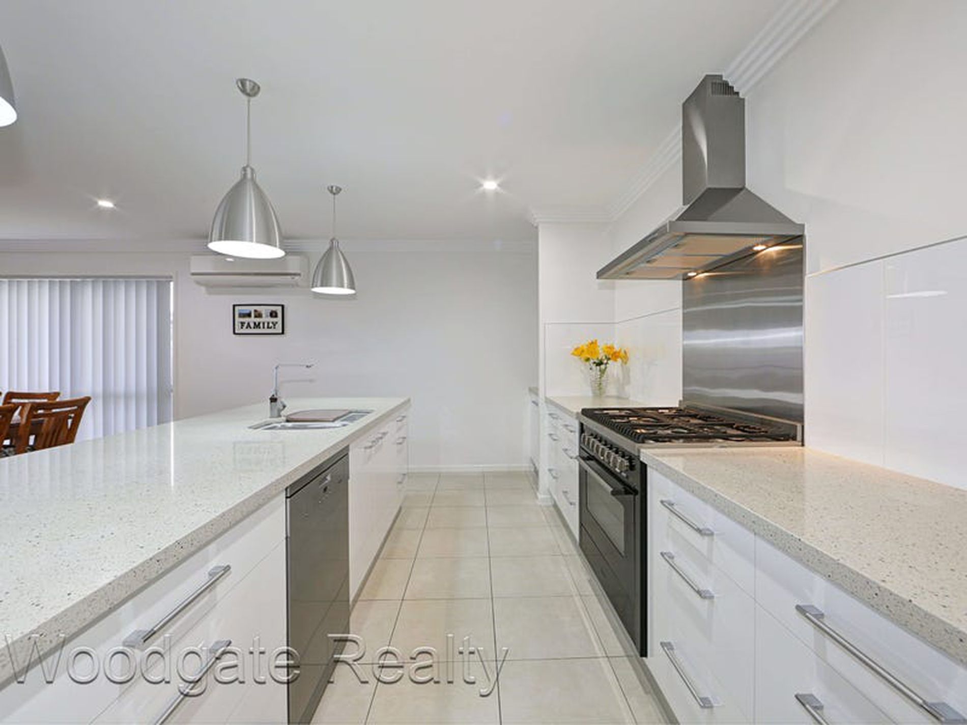 5 Honeyeater Ct, Woodgate
