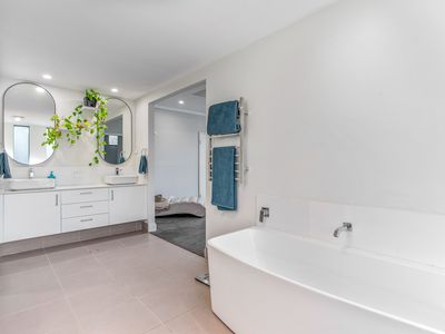 10 Greendale Place, Kelmscott