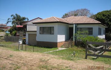 30 Woomera  Rd, Little Bay