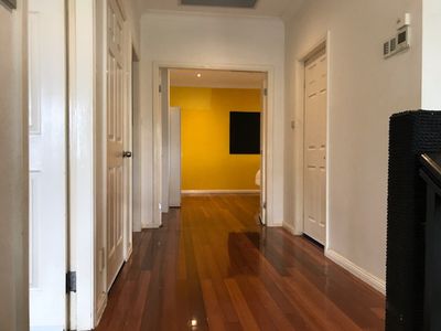 52 Guise Road, Bradbury