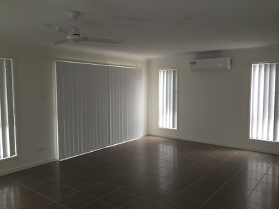 37A Hughes Road East, Dakabin