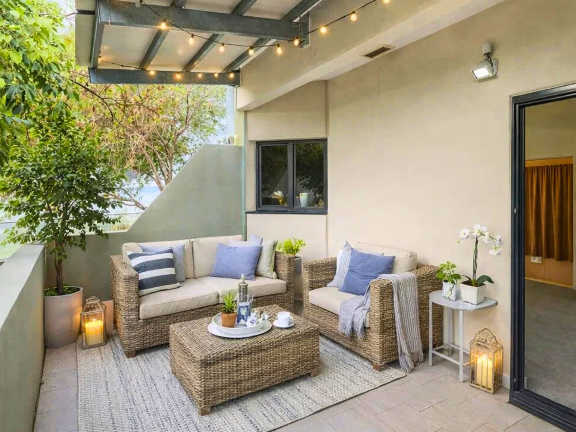 305 / 12 salonika, Parap