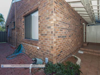 4 / 105 Sunshine Boulevard, Mermaid Waters