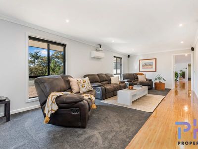 8 Montgomery Lane, Lockwood