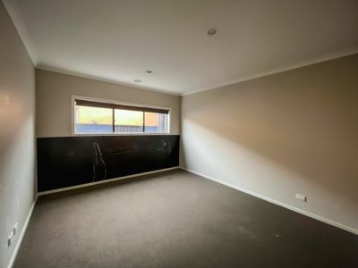 14 Wootten Road, Tarneit