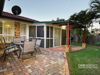 49 Macquarie Cct, Forest Lake