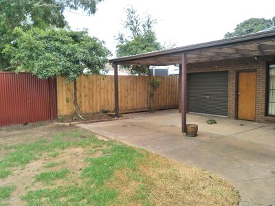 15 Wedge Street, Werribee