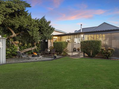 37 Fifth Street, Weston