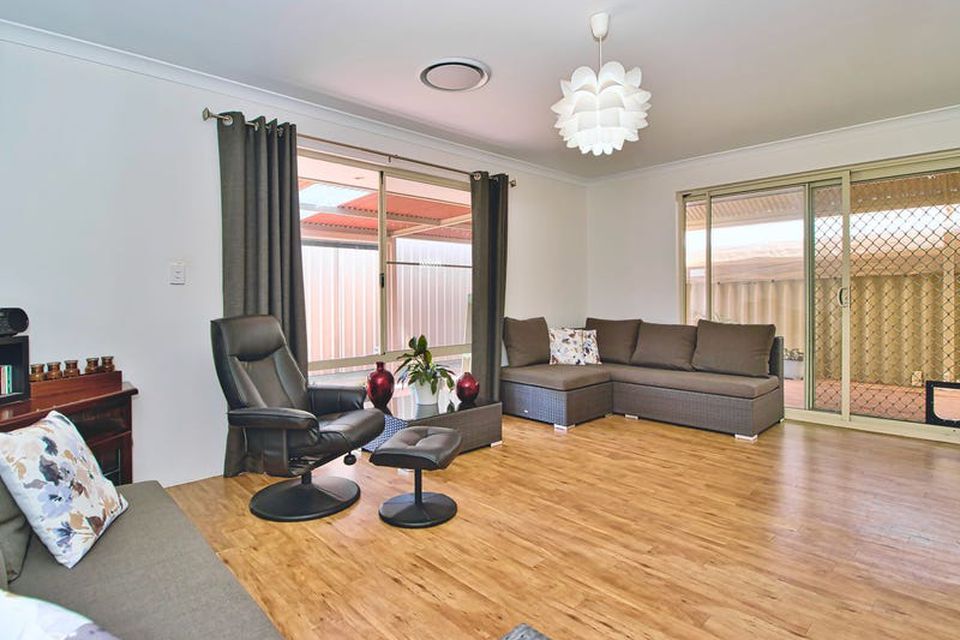 74 Chelmsford Avenue , Port Kennedy