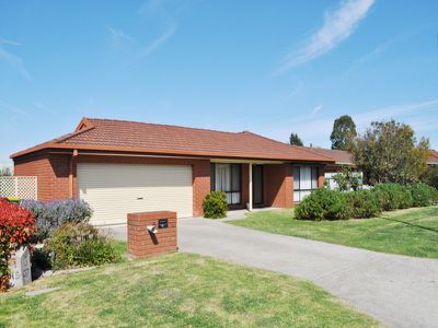 5 Worsley Place, Lavington