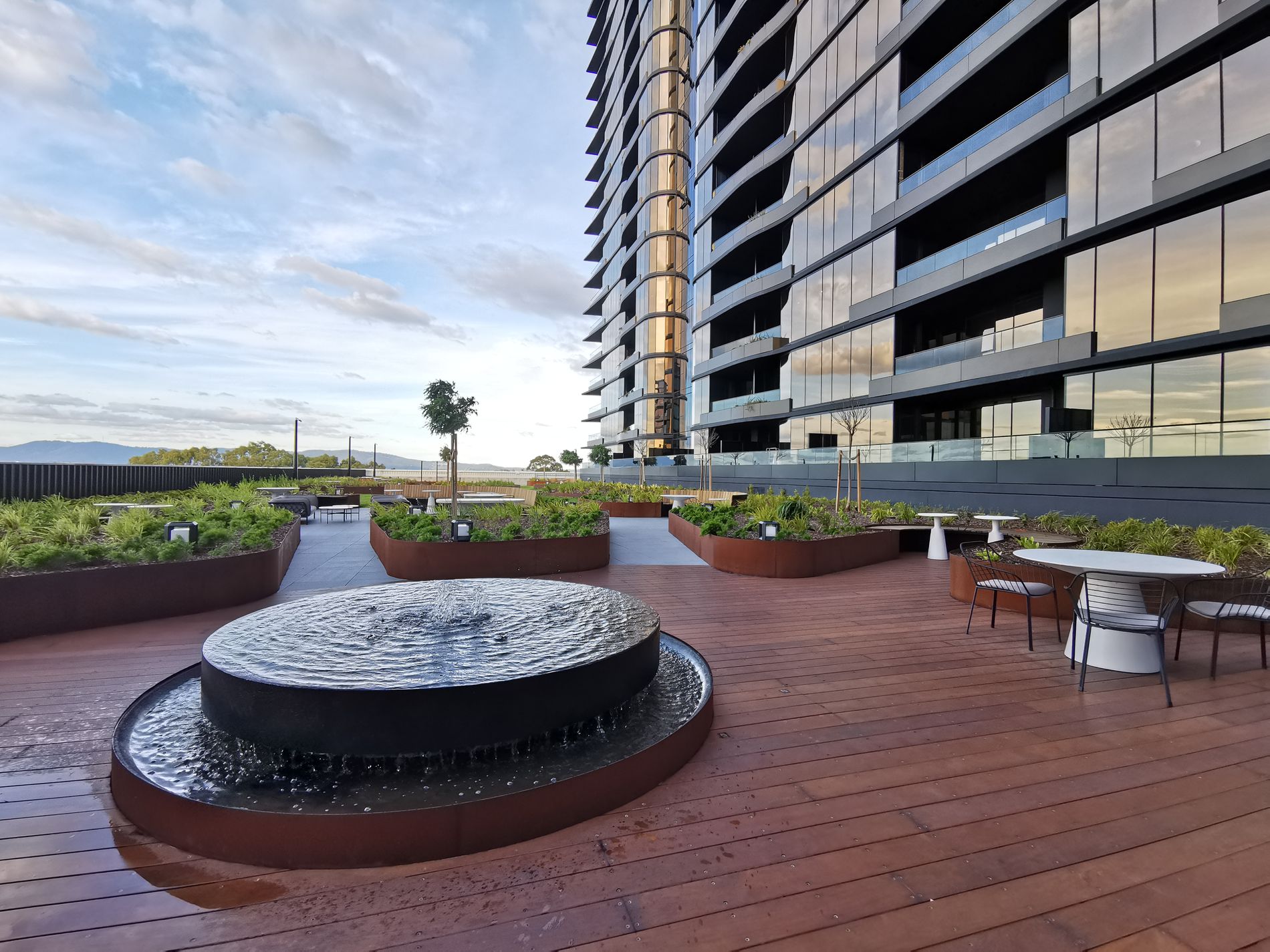 608 / 25 O'Sullivan Road, Glen Waverley