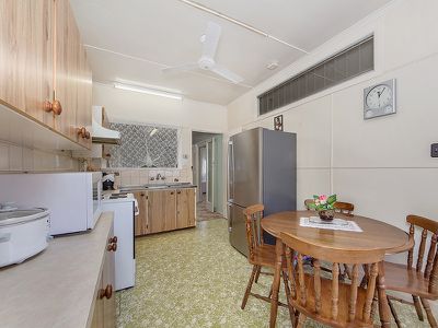 8 Raymond Street, North Ipswich