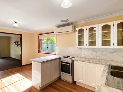 16 Springfield Way, Dubbo