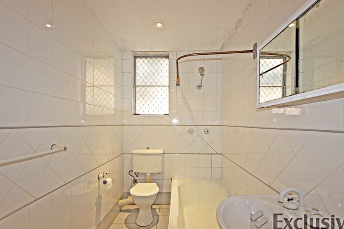 2 / 26 Hampstead Road, Homebush West