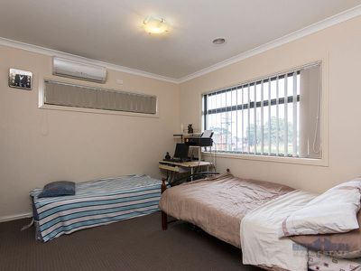 Unit 1 / 159 Gladstone Road, Dandenong North