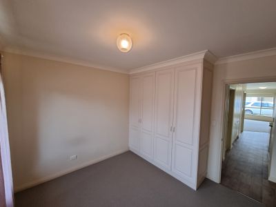 8 / 58 Williams Road, Millicent