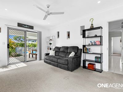 1 Jordan Close, Urangan